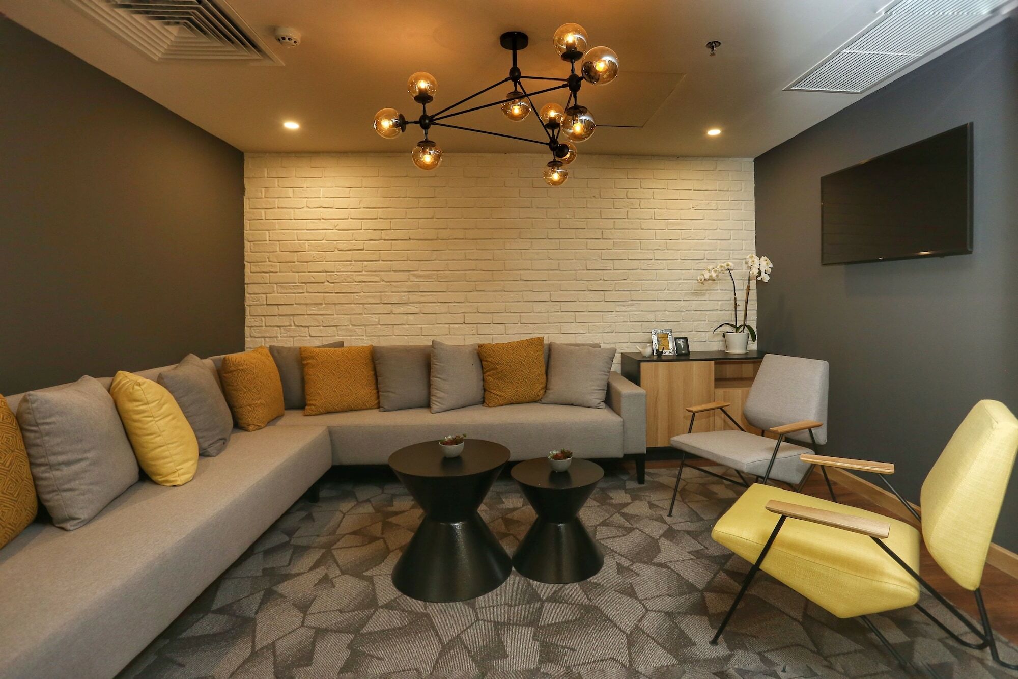 Citadines Central Binh Duong Thuan An Buitenkant foto